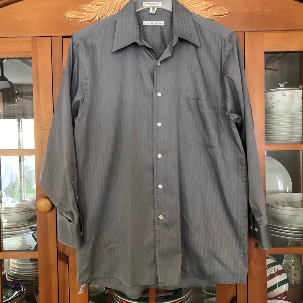EUC Geoffrey Beene Charcoal Button-Down Shirt